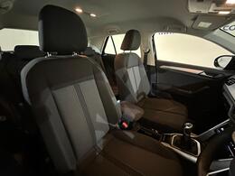 Volkswagen T-Roc AV22SYR