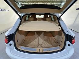 Porsche Macan AR16AEY