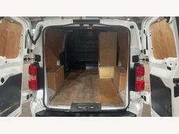 Vauxhall Vivaro DY21OWW