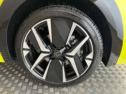 Peugeot 208 FL24CFM