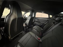 Porsche Taycan EJ22XKN