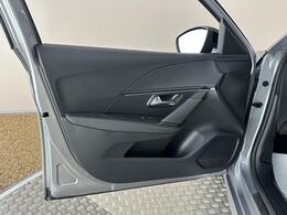 Peugeot E-208 EX71WCM