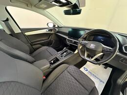 SEAT Leon YO24HWH