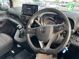 Vauxhall Combo Life KR21WJL