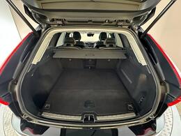 Volvo XC60 YP18RZN