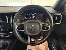 Volvo S90 YO21MJJ