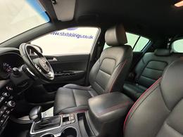 Kia Sportage YN19JRJ