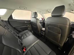 MG MG HS LC24FPP