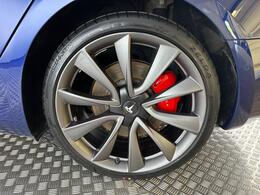 Tesla Model 3 YB69TZT