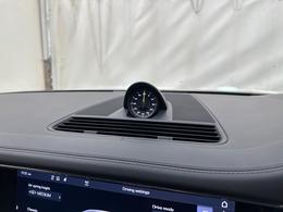 Porsche Panamera LN69UYK