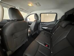 Nissan Navara BK70YHX