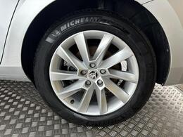 Skoda Superb GJ24NVX