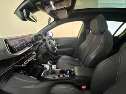 Peugeot 208 FL24CFM