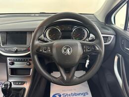 Vauxhall Astra DU70YZC