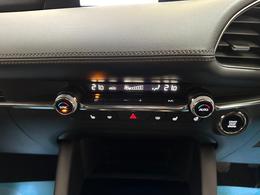 Mazda Mazda3 AU22KOX