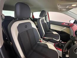 Volkswagen Polo AK70AFO