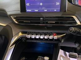 Peugeot 3008 KN70GDZ
