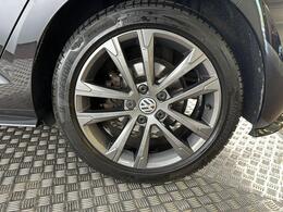 Volkswagen Golf KR19NVV