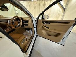 Porsche Macan AR16AEY