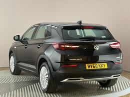 Vauxhall Grandland X BV68KKY