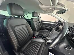 Volkswagen Passat YE70PYB