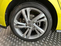 Volkswagen Golf EX71HKW