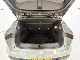 Renault Megane E-Tech YD73AFJ