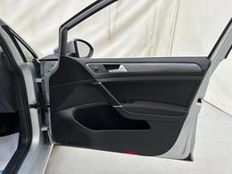 Volkswagen e-Golf MA69JOV