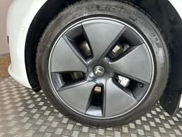 Tesla Model 3 AF72VMX