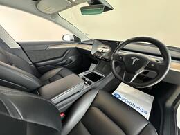 Tesla Model 3 AF72UXG