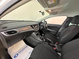 Vauxhall Astra DU70YZC