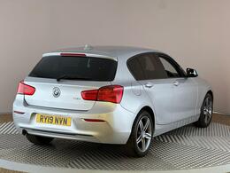 BMW 1 Series RY19NVN