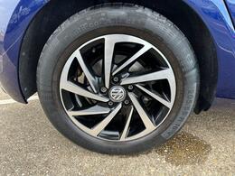 Volkswagen Golf VE69NKS