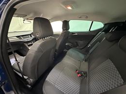 Vauxhall Astra VU20ZNC