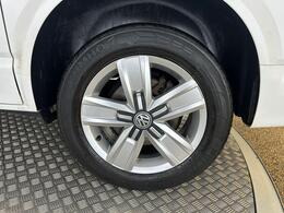 Volkswagen Transporter FG70LZB