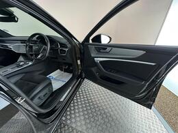 Audi A6 Avant YJ21LNB