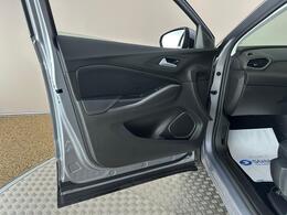Vauxhall Grandland X FP21OZF