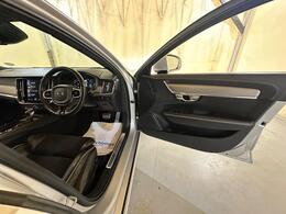 Volvo S90 SF68UOS