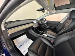 Tesla Model 3 GJ69FKO