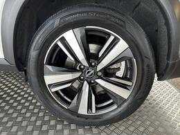 Nissan X-Trail DY73YZN