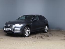 Audi Q5 YX19ODE