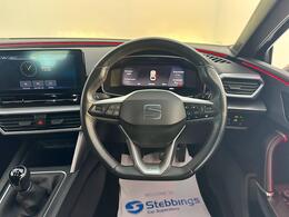 SEAT Leon LL72FWU