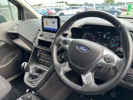 Ford Grand Tourneo Connect CN22PDZ