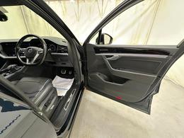 Volkswagen Touareg VK69FRF