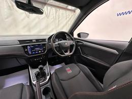 SEAT Arona DG70CZC
