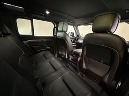 Land Rover Defender 110 FH71KKZ
