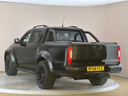 Mercedes-Benz X Class RF68PCZ