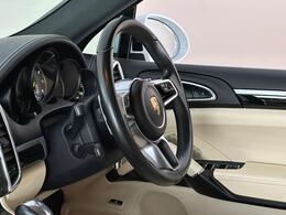 Porsche Cayenne LT65GWL