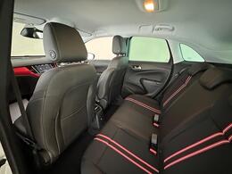 Vauxhall Crossland FG73GZK