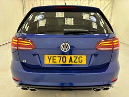 Volkswagen Golf YE70AZG
